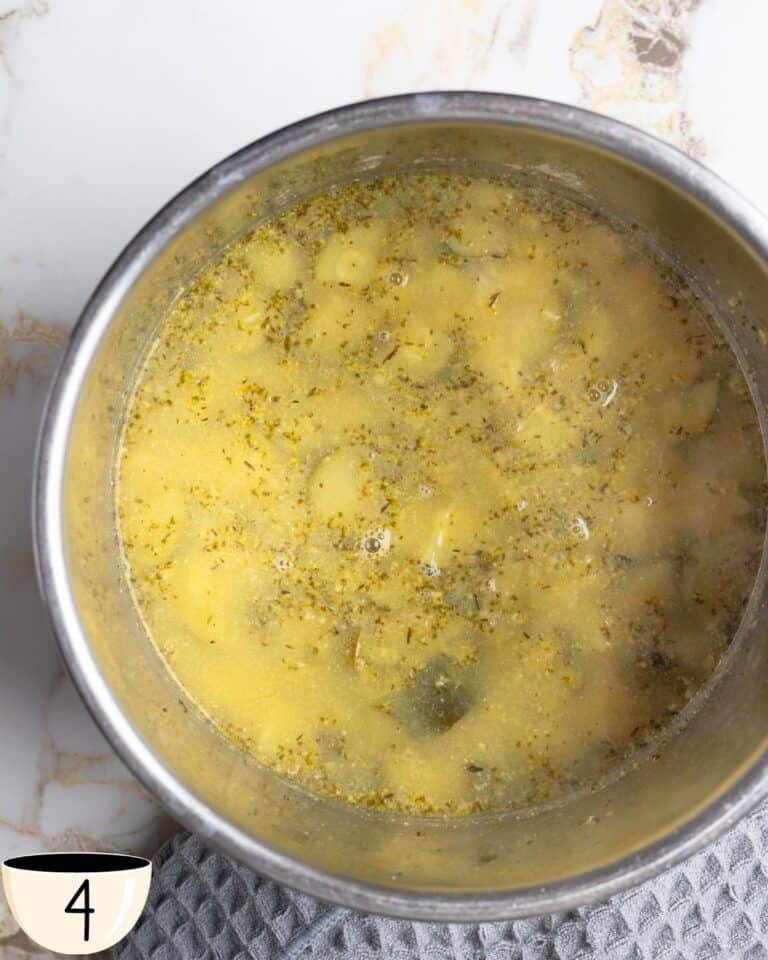 Quick Creamy Broccoli Zucchini Soup (Instant Pot Option) AtMyTable